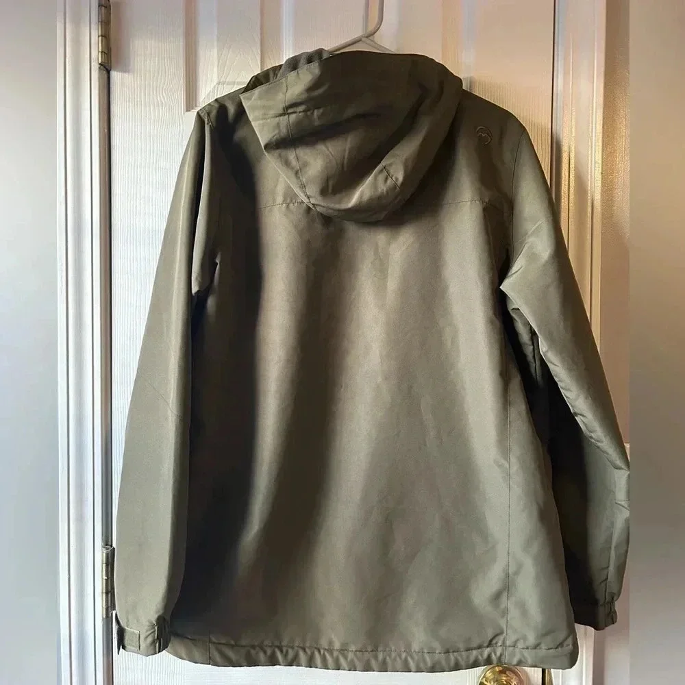 Magellan Outdoors lightweight but